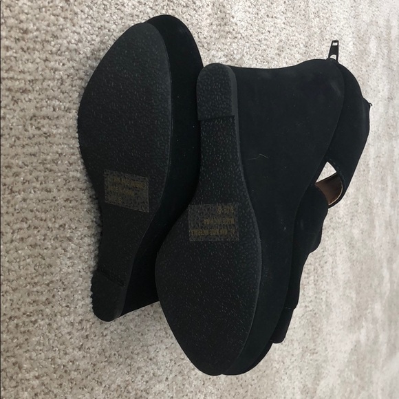 New black platform wedges - Picture 3 of 4